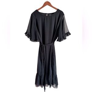 BOOHOO PLUS DOBBY MESH ANGEL SLEEVE MIDI DRESS size 16 Black